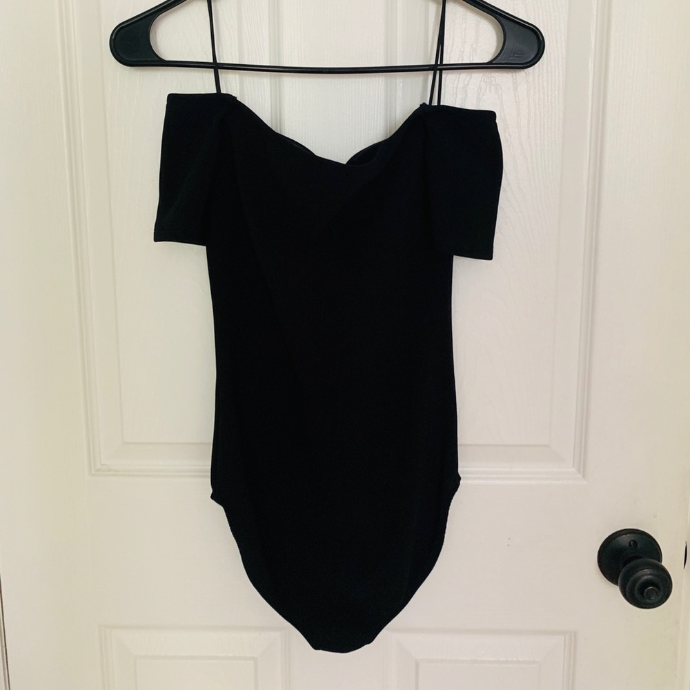 Express Off Shoulder BodySuit - Picture 2 of 2